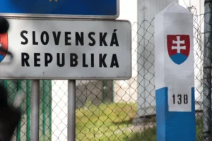 Пропуск вантажівок із України до Словаччини
