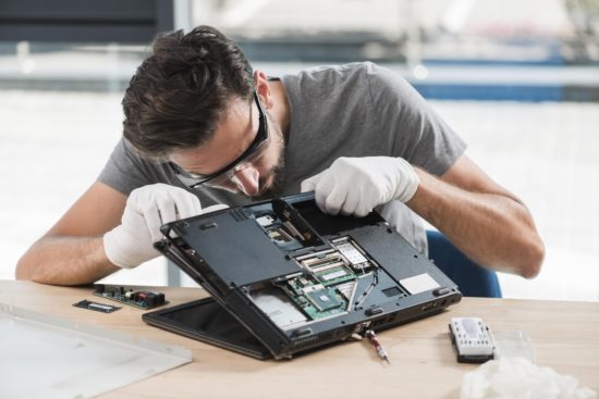 Послуги з ремонту ноутбуків: комплексний посібник для вирішення проблем