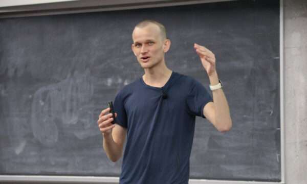 Виталик Бутерин предложил использовать ИИ‑управляющих для реформирования управления DAO