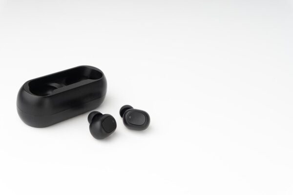 Samsung Galaxy Buds за 5499 рублей подробный обзор