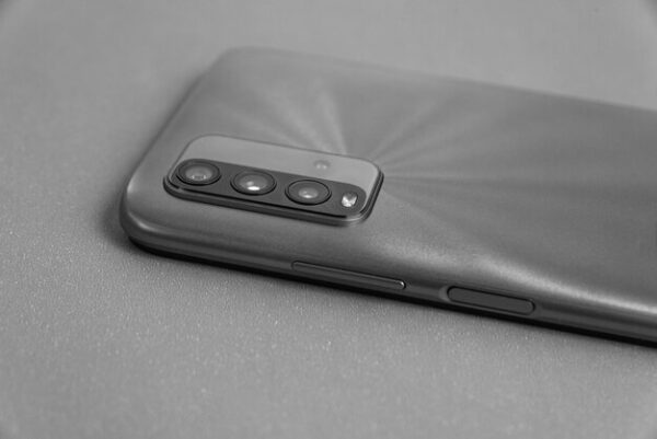 Сравнение Samsung Galaxy Note 20 Ultra и его аксессуаров
