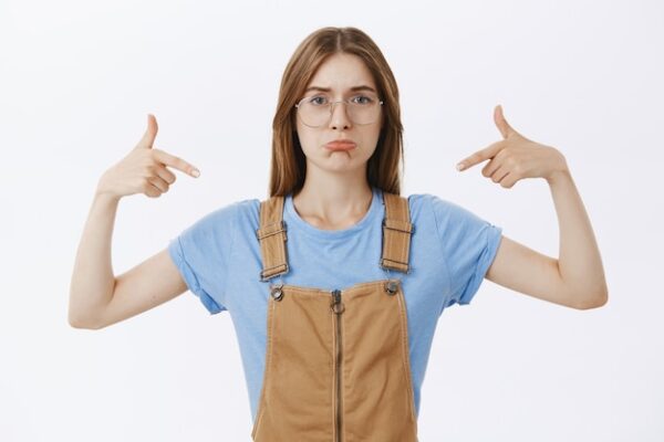 Почему не стоит делать культ из людей и вещей