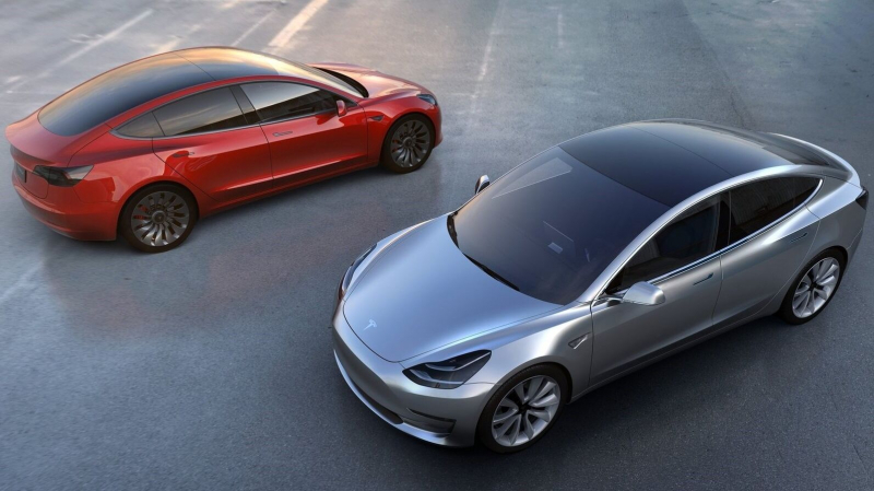 Канада приостановила предоставление скидок на электрокары Tesla