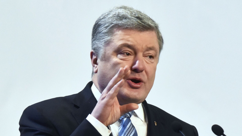 Порошенко* заявил о начале избирательной кампании на Украине